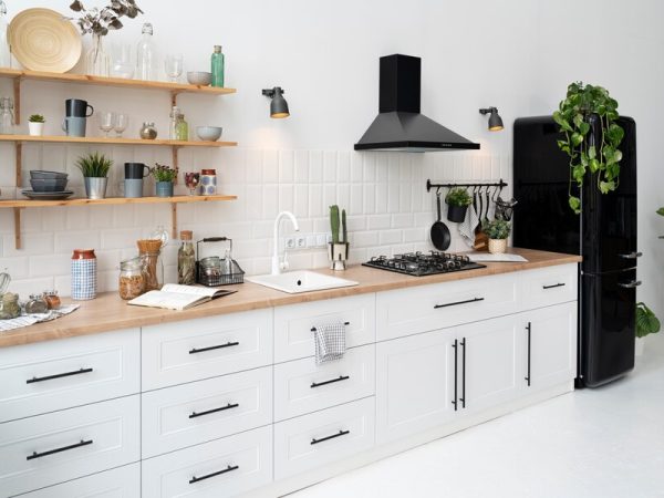 Organize sua cozinha com gabinetes práticos e funcionais
